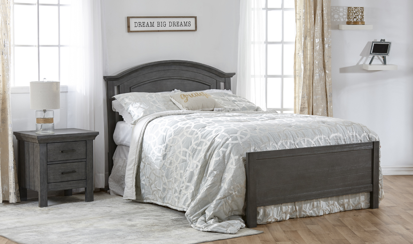 Now in Stock: The <b>Low Profile Footboard</b>. A fresh new look for your crib conversion! Here featured with the Como Collection.