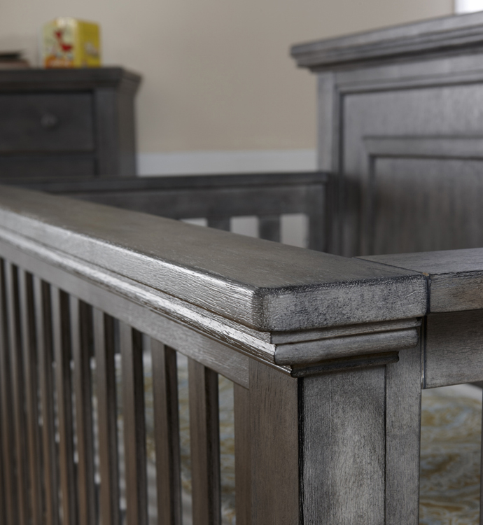 A detail of the gorgeous <b>Modena Forever Crib</b>, in Granite.
