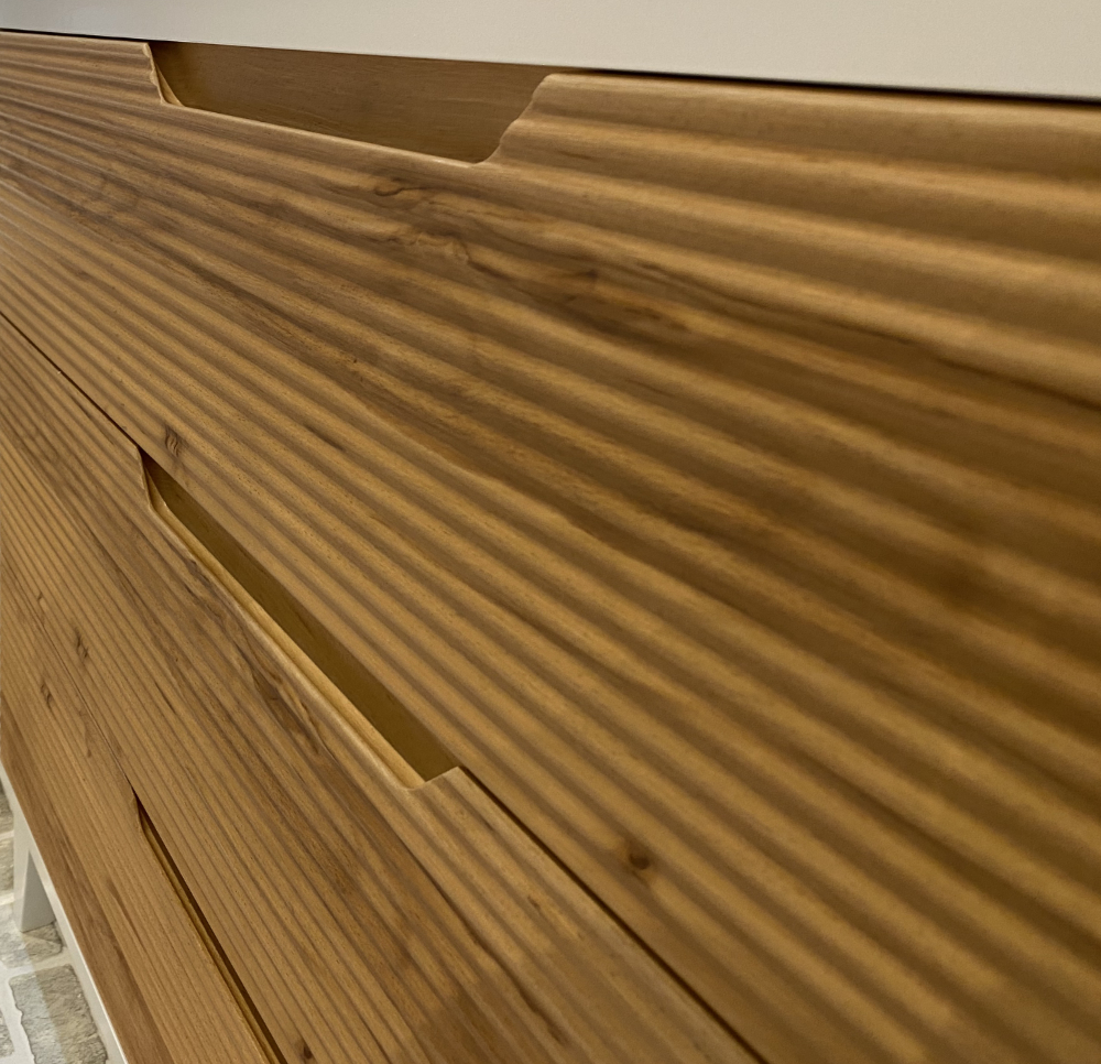 Caravaggio Deluxe Dresser (Nov. 2023)
